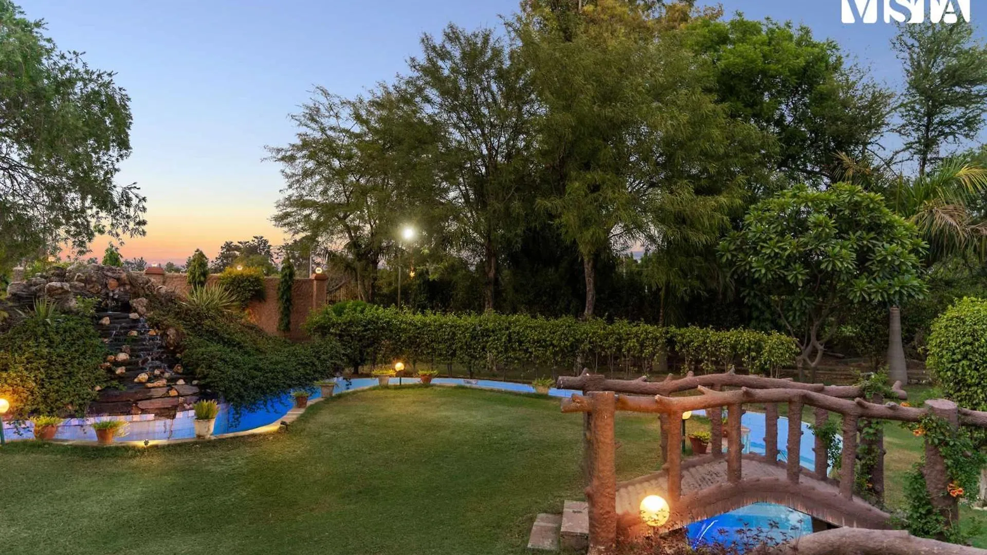 ניו דלהי Stayvista At The Cityscape With Lawn & Pool וילה ניו דלהי